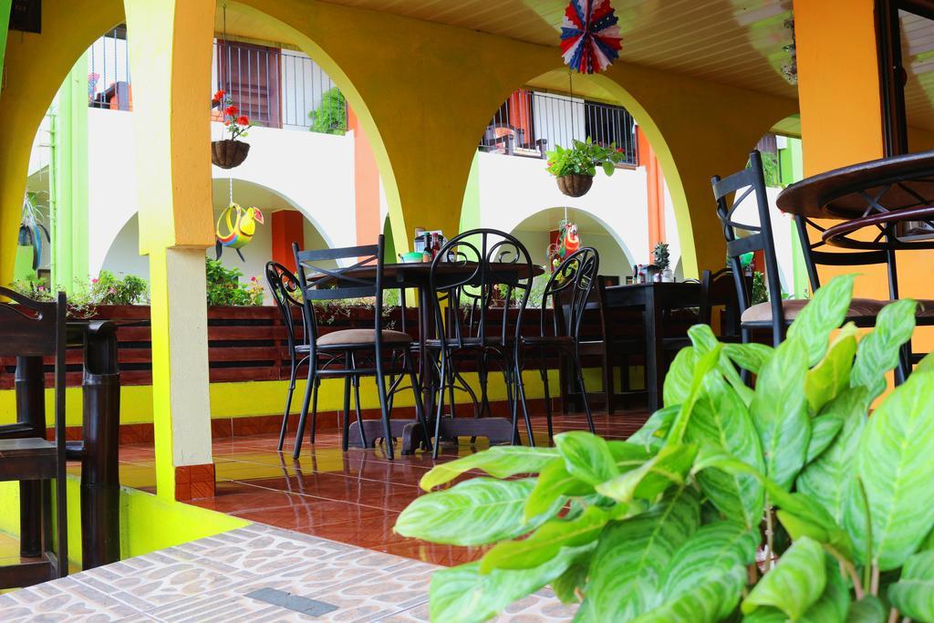 Hotel Las Flores Fortuna La Fortuna 외부 사진