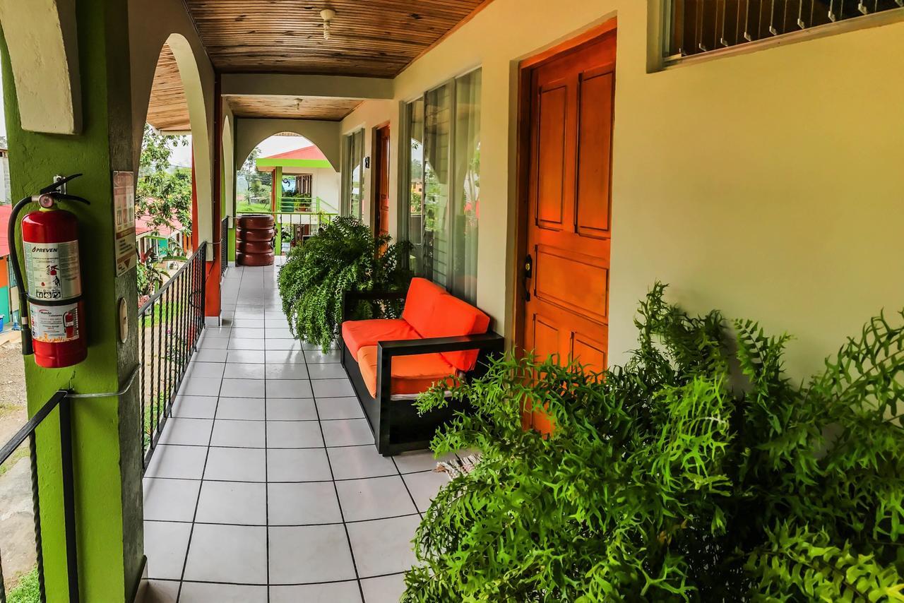 Hotel Las Flores Fortuna La Fortuna 외부 사진